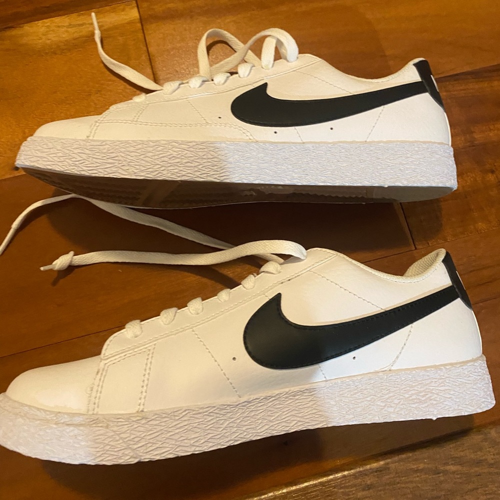 New Nike Blazer low top